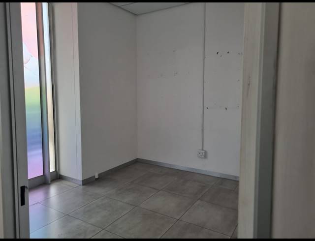 351M² OFFICE TO LET IN NELSPRUIT CENTRAL